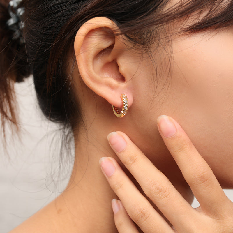 chunky twisted link stone huggie hoope earrings